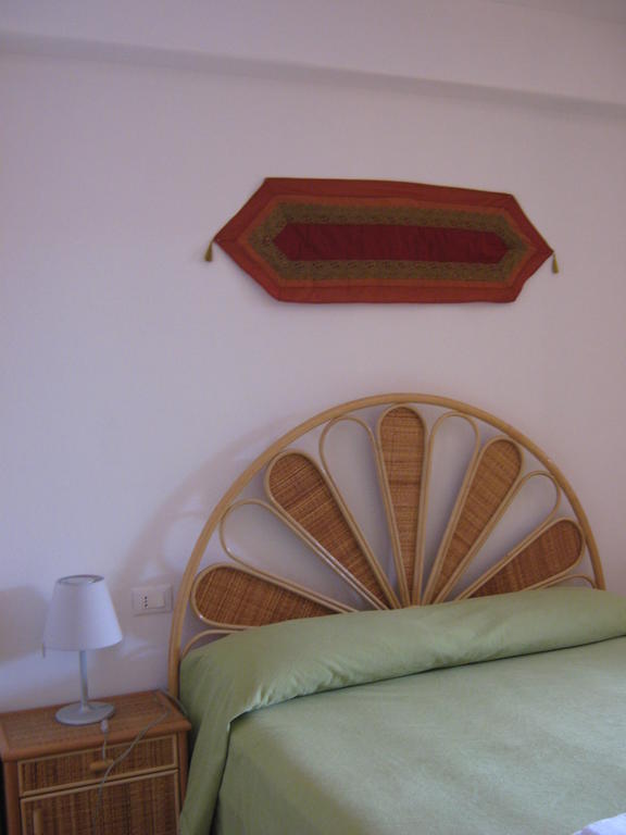 Albergo Seaside Leni Oda fotoğraf