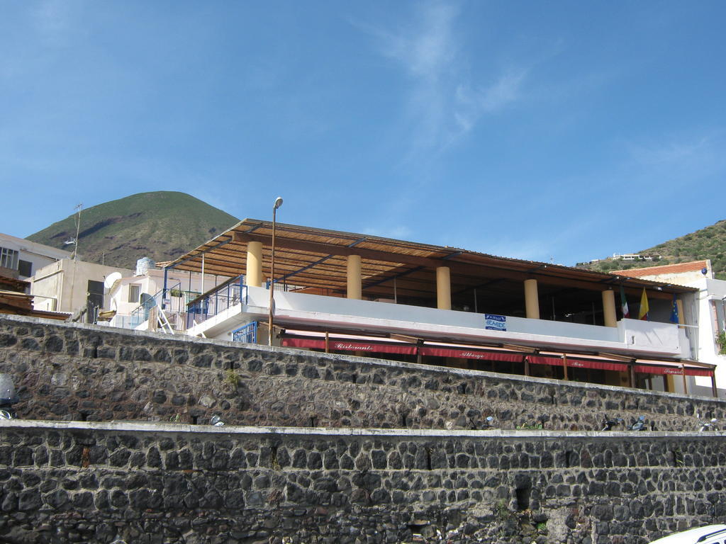 Albergo Seaside Leni Dış mekan fotoğraf