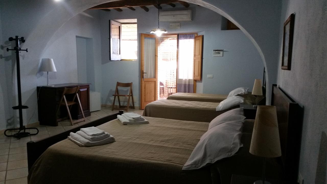 Albergo Seaside Leni Dış mekan fotoğraf