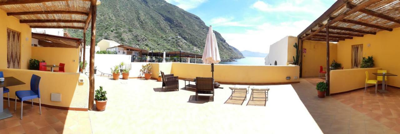 Albergo Seaside Leni Dış mekan fotoğraf