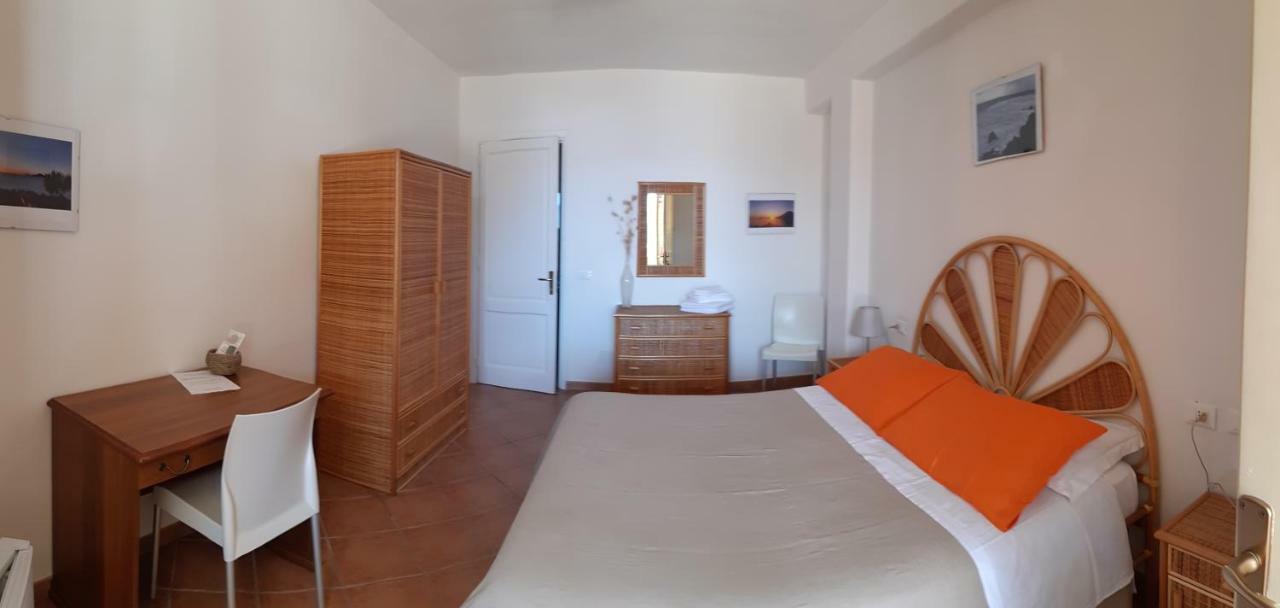 Albergo Seaside Leni Dış mekan fotoğraf