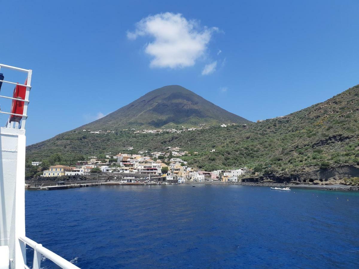 Albergo Seaside Leni Dış mekan fotoğraf