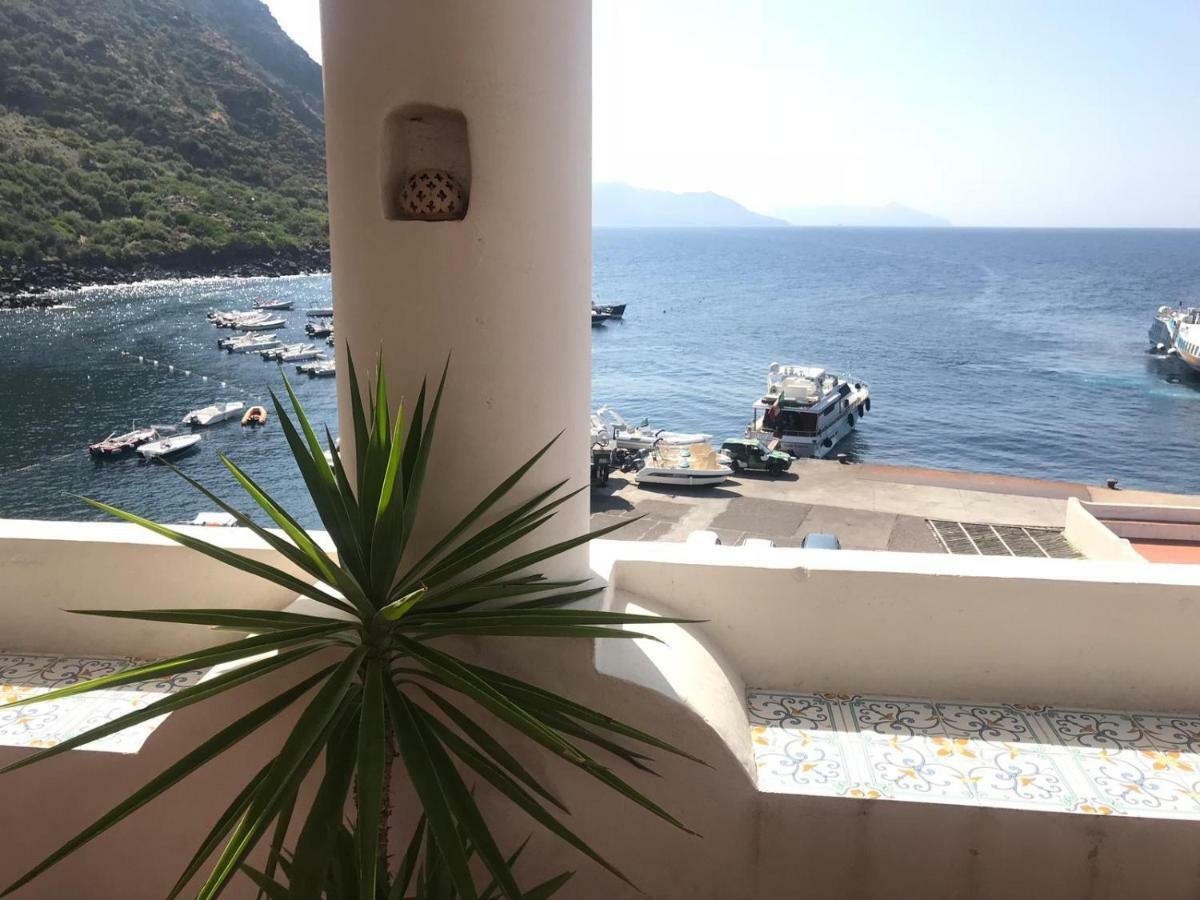 Albergo Seaside Leni Dış mekan fotoğraf